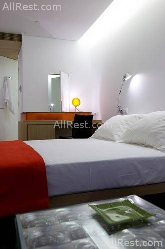 Fresh Hotel 8